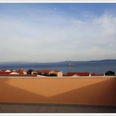 Mediteran, Kleine Mit Terrasse