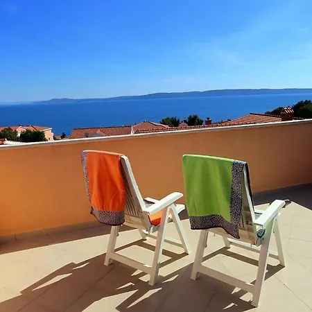 Mediteran, Kleine Mit Terrasse * Traù